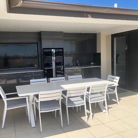 Grand Mercure Allegra Hervey Bay Luaran gambar Outdoor kitchen