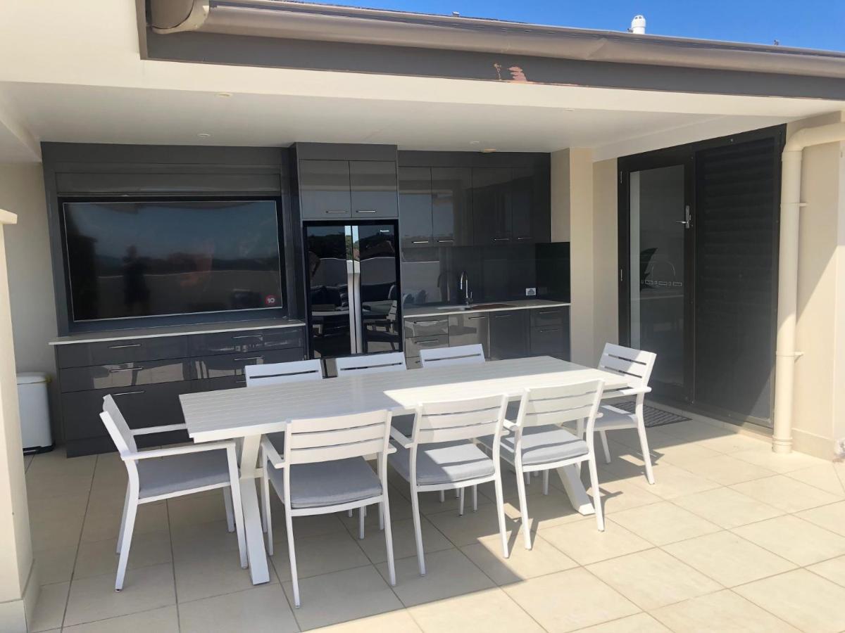 Grand Mercure Allegra Hervey Bay Luaran gambar Outdoor kitchen