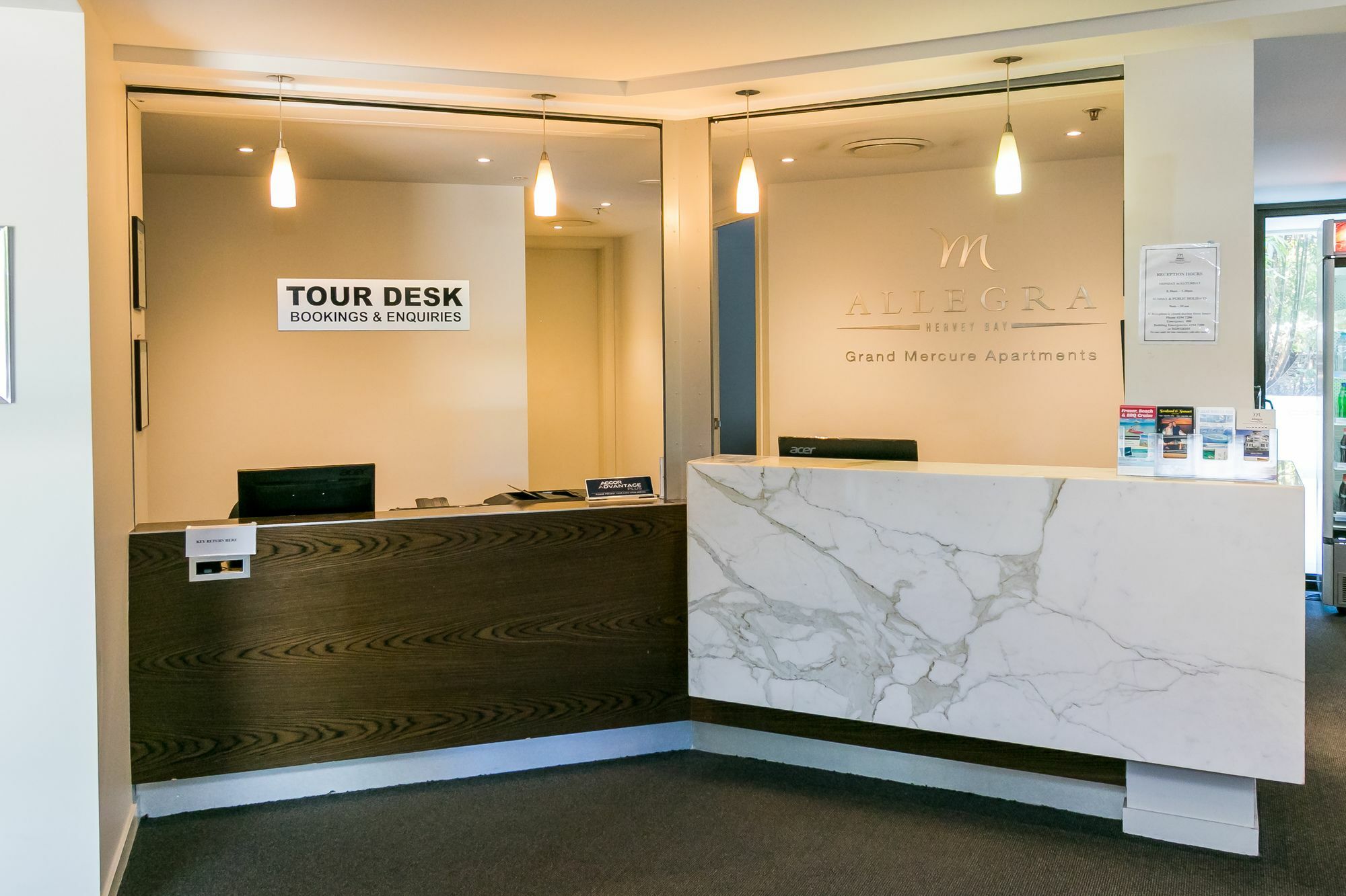 Grand Mercure Allegra Hervey Bay Luaran gambar Tour Desk at the National Museum of the United States Army