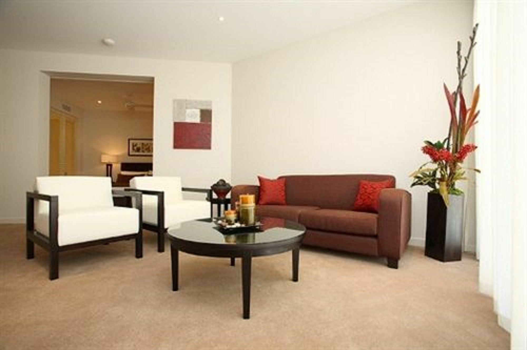 Grand Mercure Allegra Hervey Bay Luaran gambar A living room with carpet
