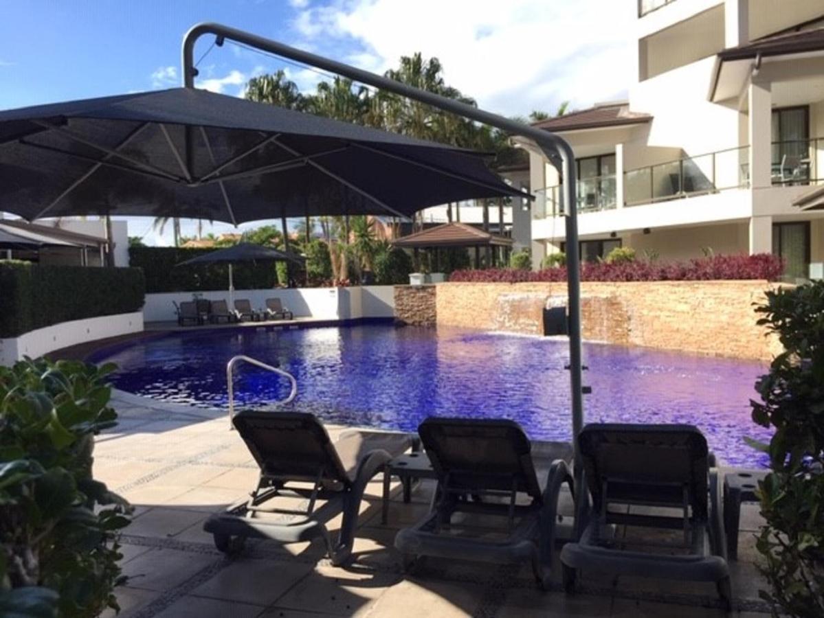 Grand Mercure Allegra Hervey Bay Luaran gambar The swimming pool at the hotel